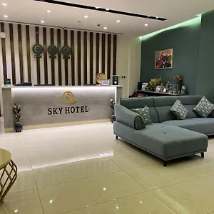 Sky מלון