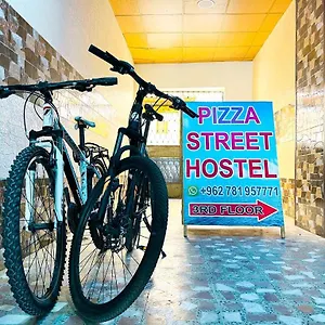 Pizza Street 호스텔