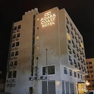 Coast מלון