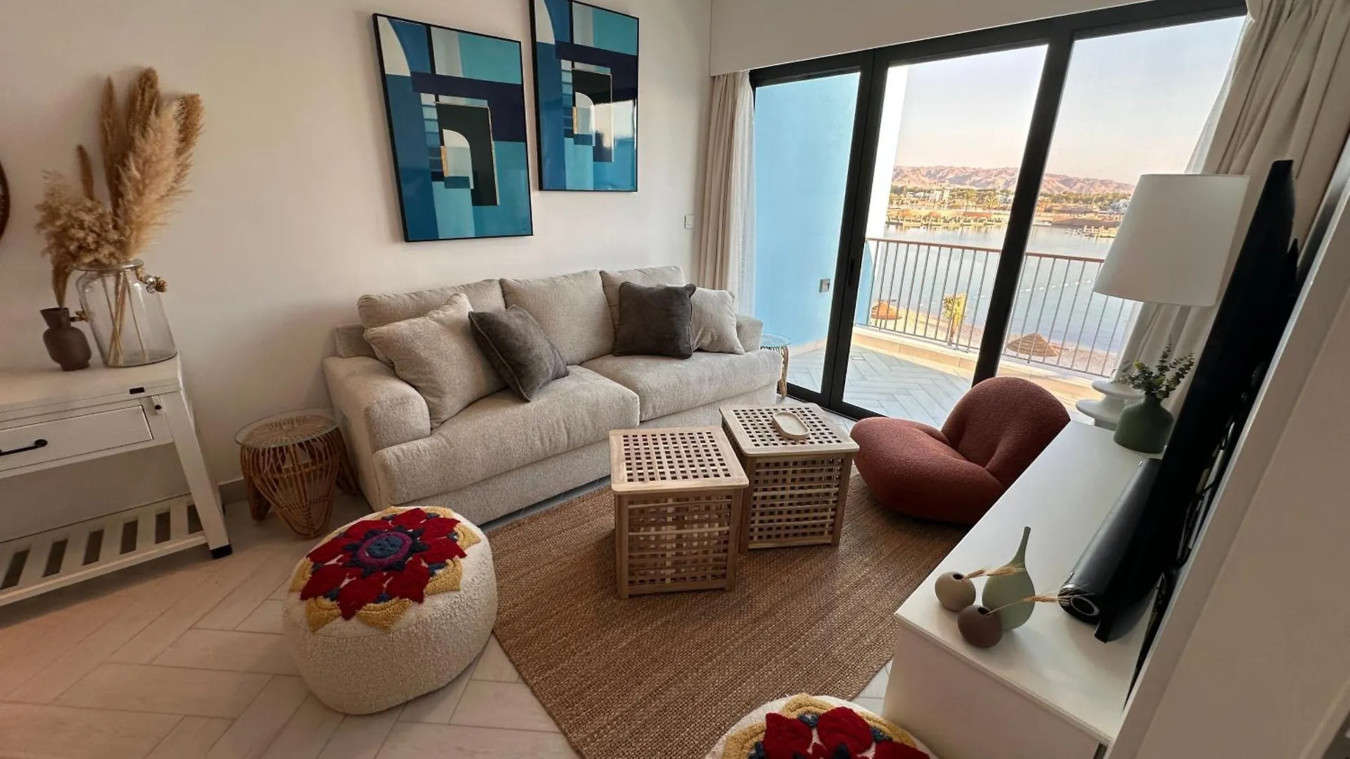 עקבה Chic One-Bedroom With Sea View ירדן