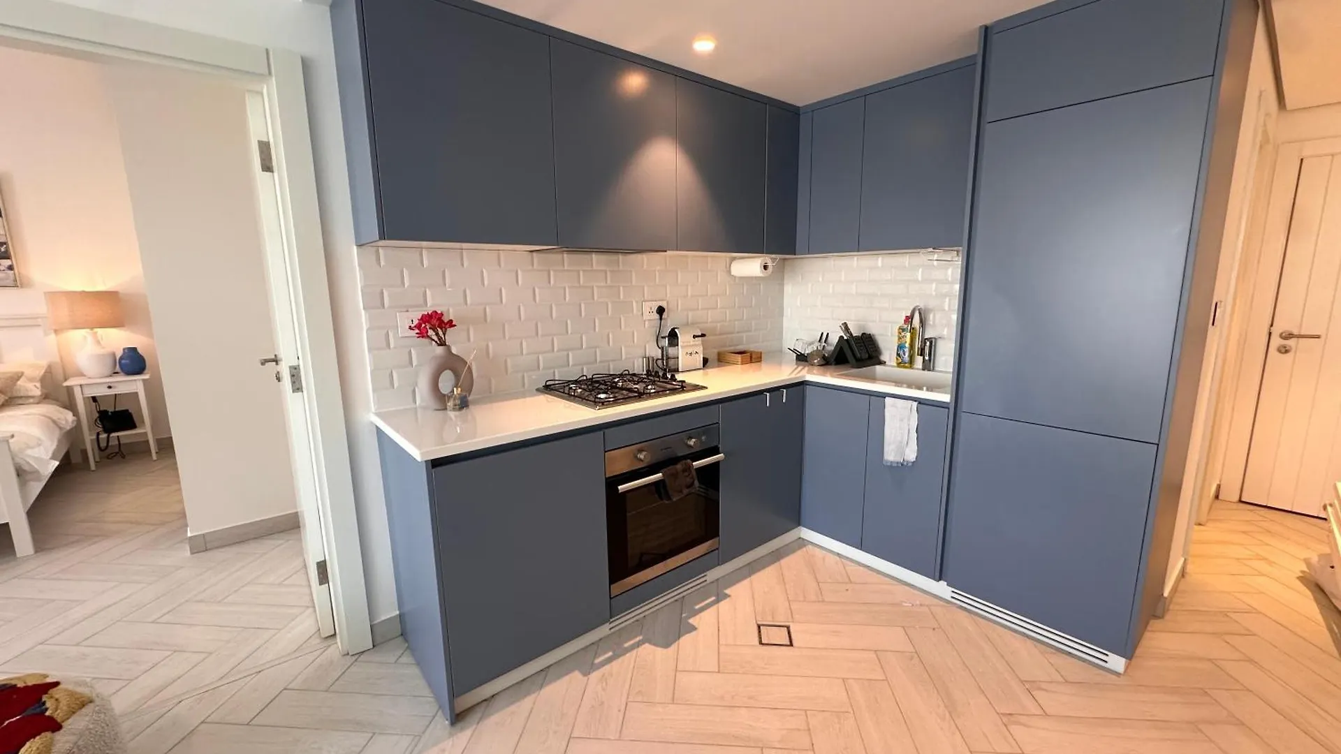 עקבה Chic One-Bedroom With Sea View